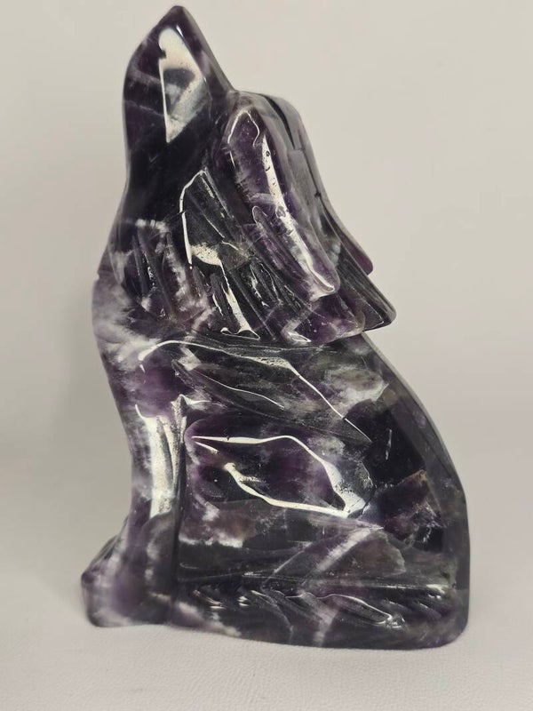 Dream Amethyst Wolf 496g Z998