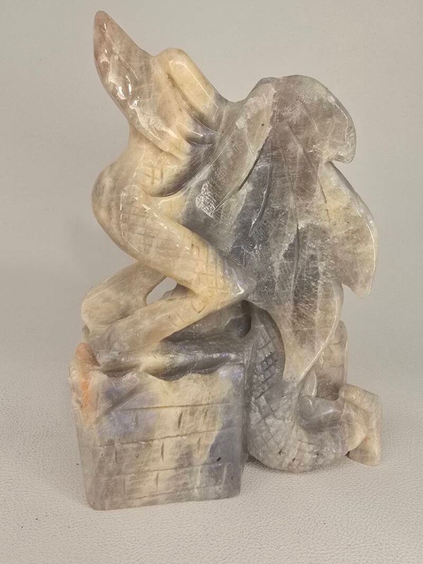 Moonstone Dragon Z258