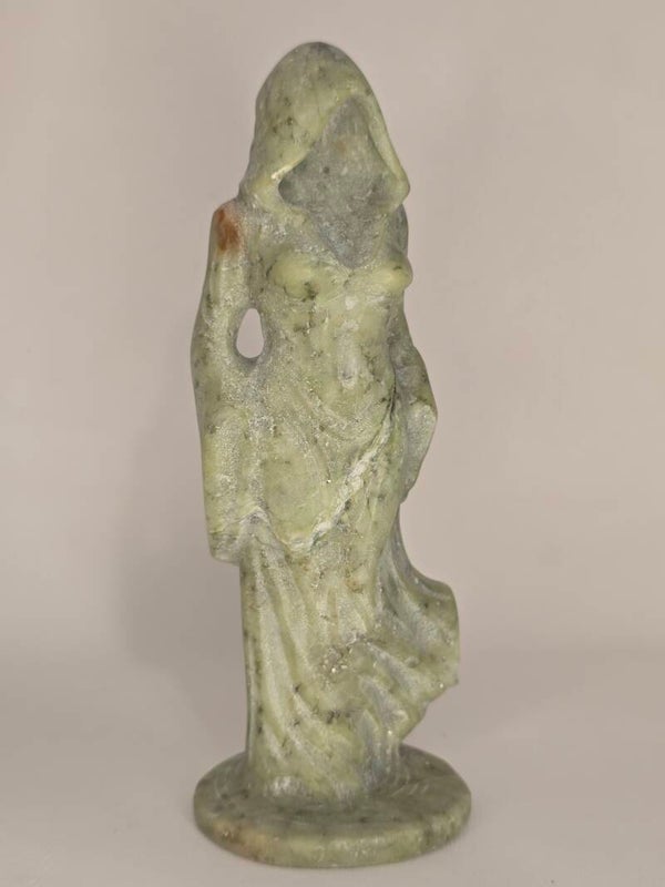 Green Jade Veiled Witch 526g Z64