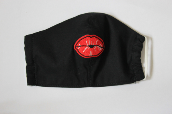 Kiss mondkapje zwart