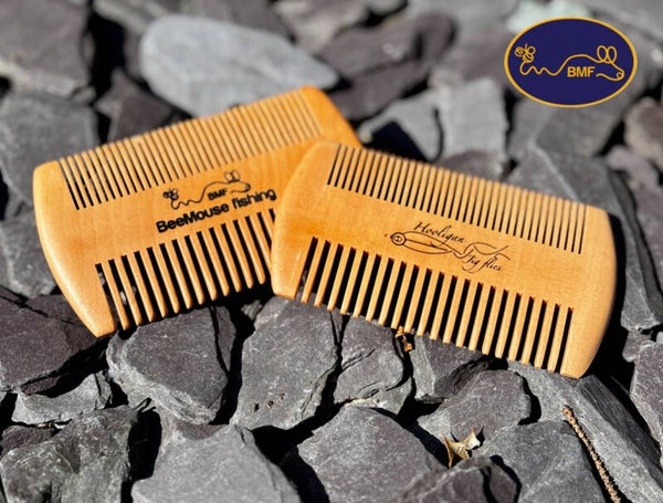 Hooligan jig fly comb