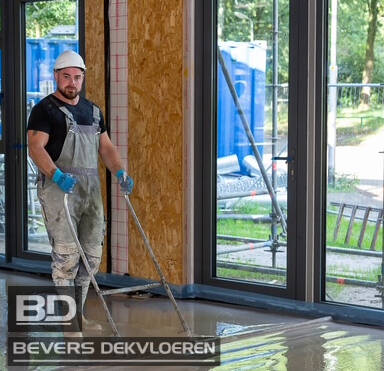 Eddy Bevers liet een bedrijfsidentiteit ontwikkelen door Krijnens voor het MKB.