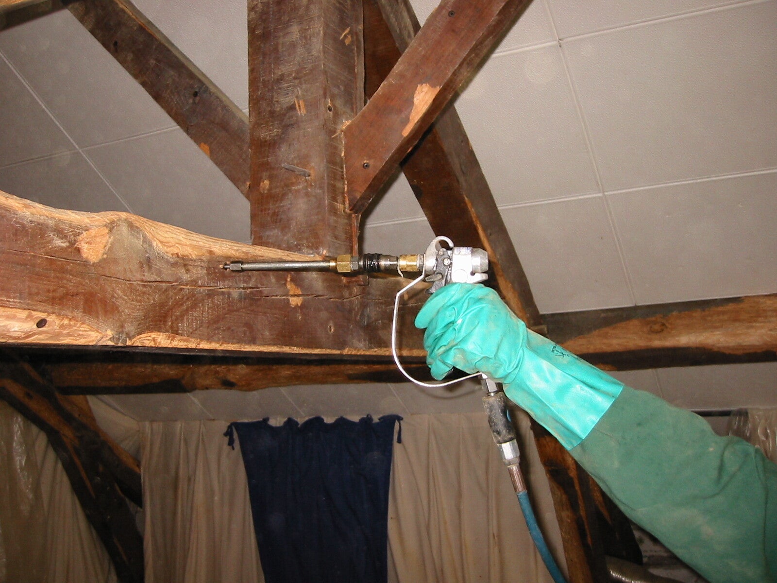traitement de charpente par injection 