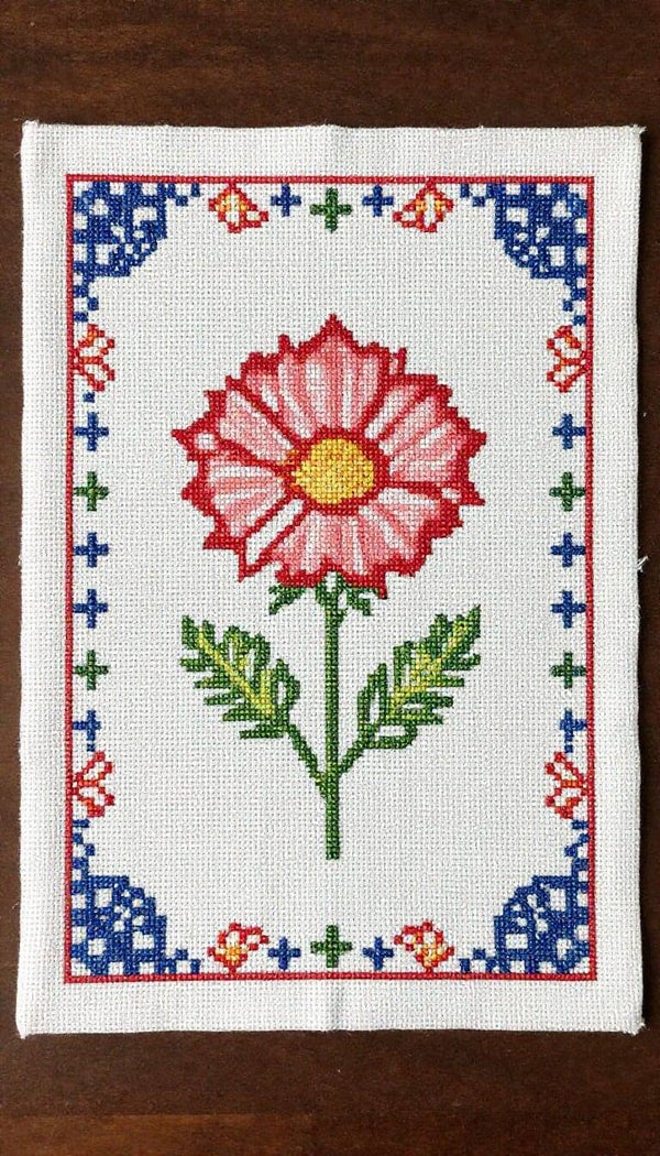 servilleta con patron de flor
