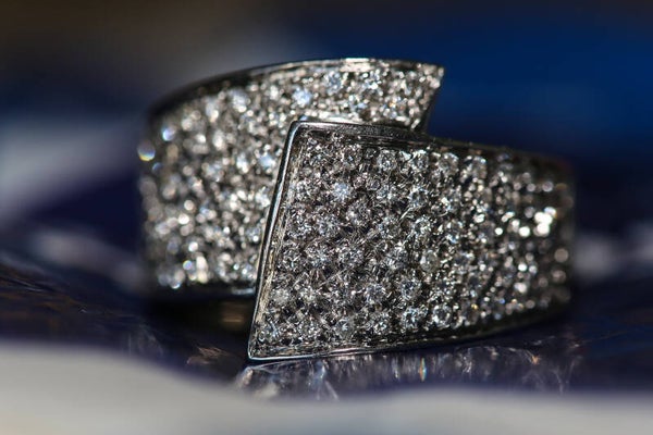 Bague or