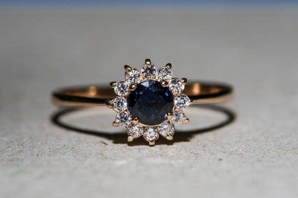 Bague or
