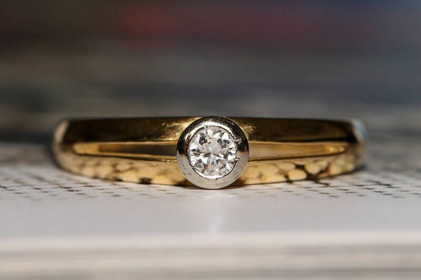 Bague or