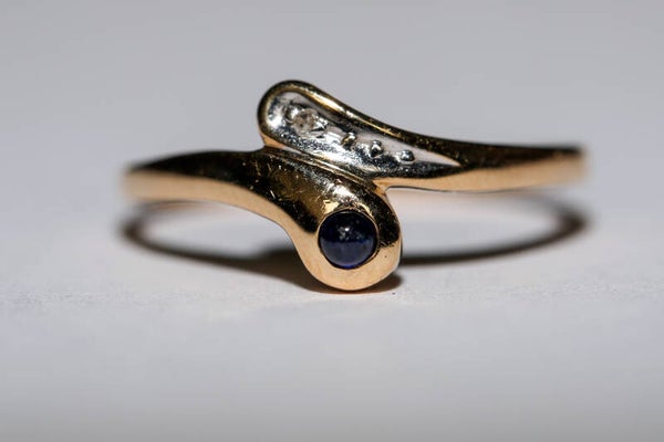 Bague or