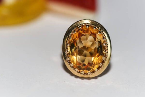 Bague or