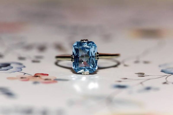 Bague or