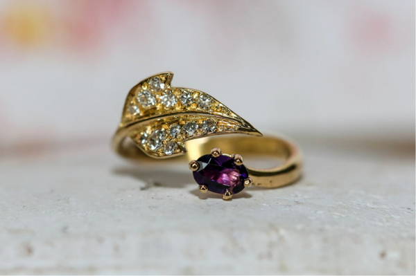 Bague or