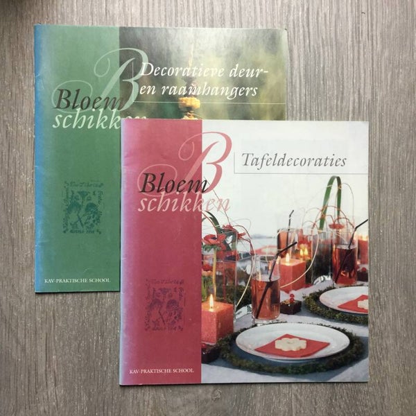 Bloemschikken - Tafeldecoraties en Decoratieve deur- en raamhangers