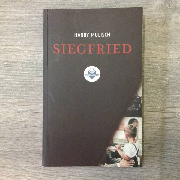 Siegfried - Harry Mulisch - 2001
