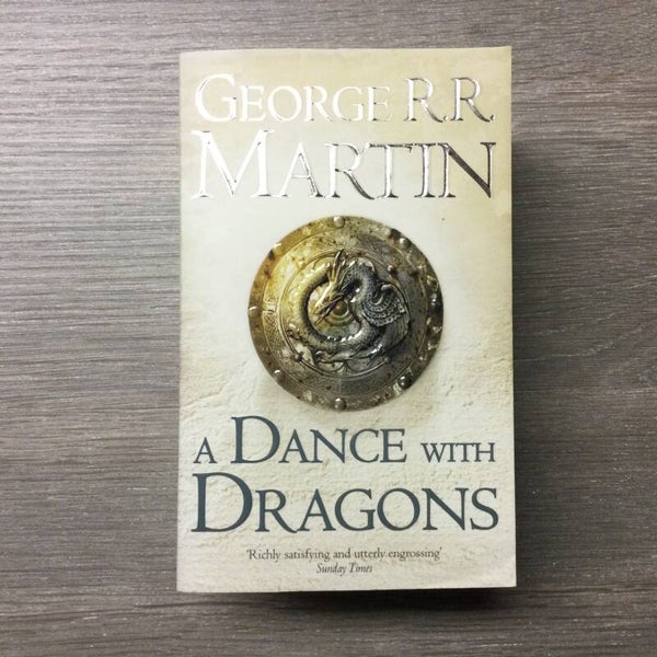 A dance with  dragons - George R.R. Martin - 2012