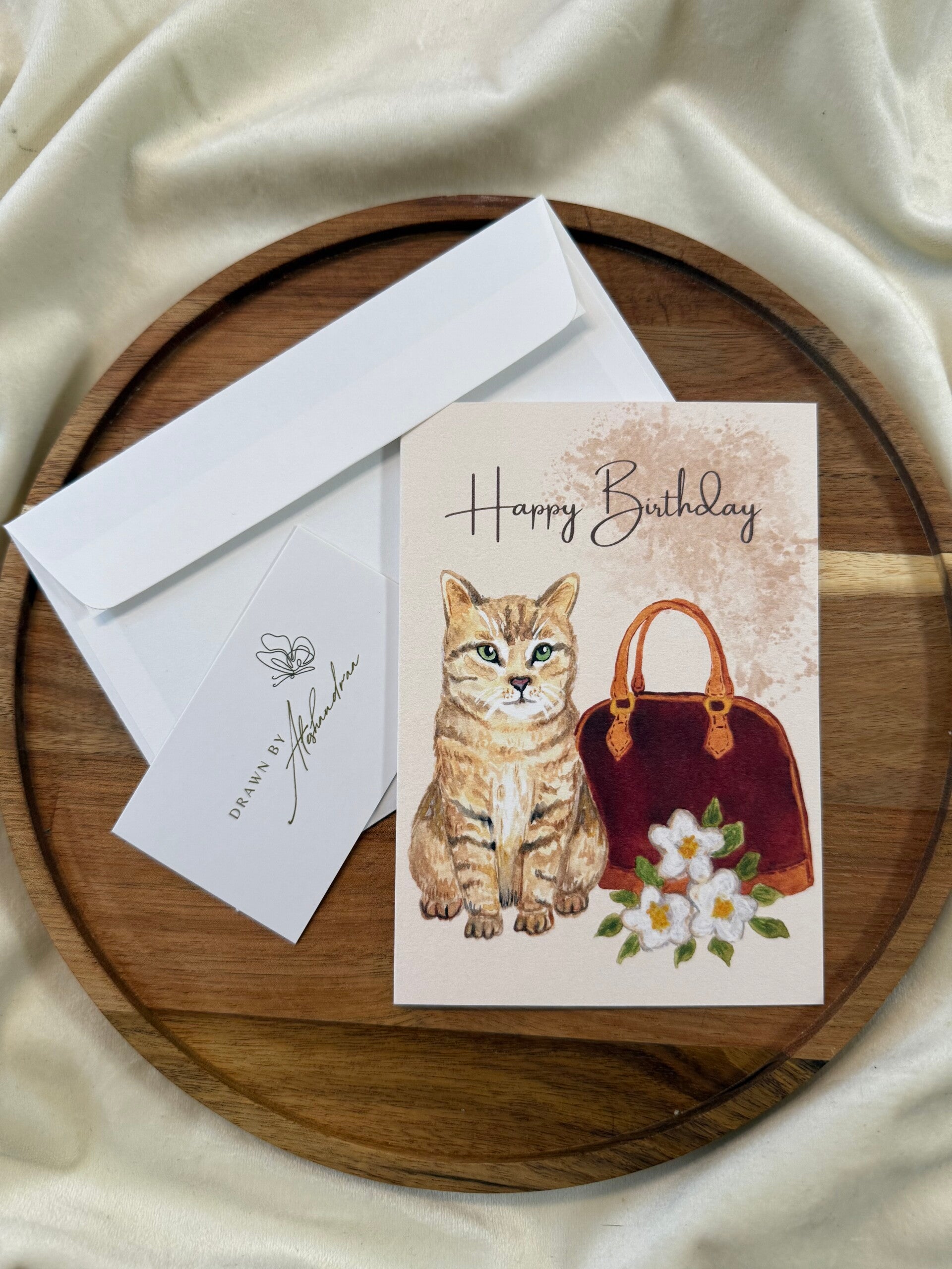 Pfötchenliebe - Geburtstagskarte (englisch & beige)