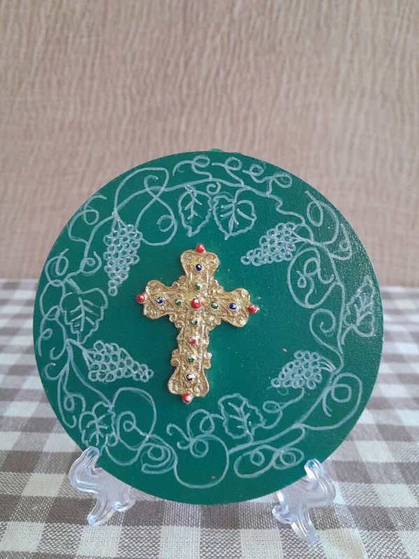 Médaillon bois décoré