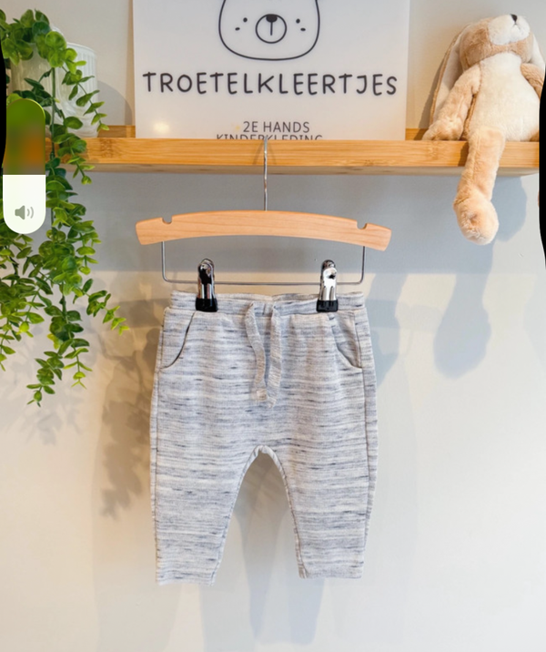 Zara Broekje Maat 68
