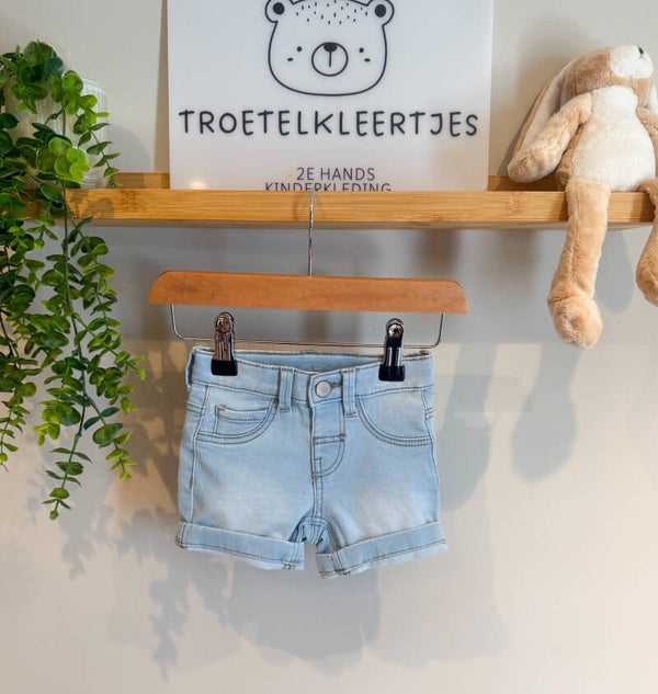 Hema Denimshort Maat 68