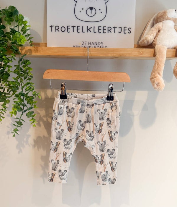 Name zit Broekje Maat 62