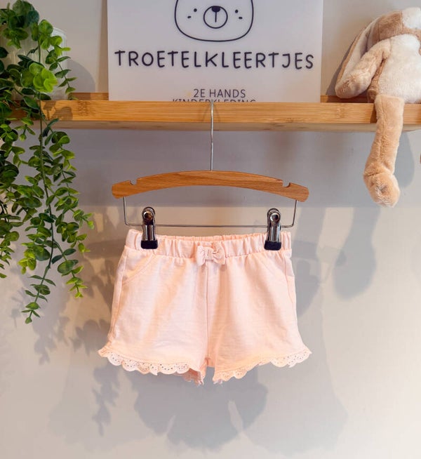 C&A Broekje Maat 80