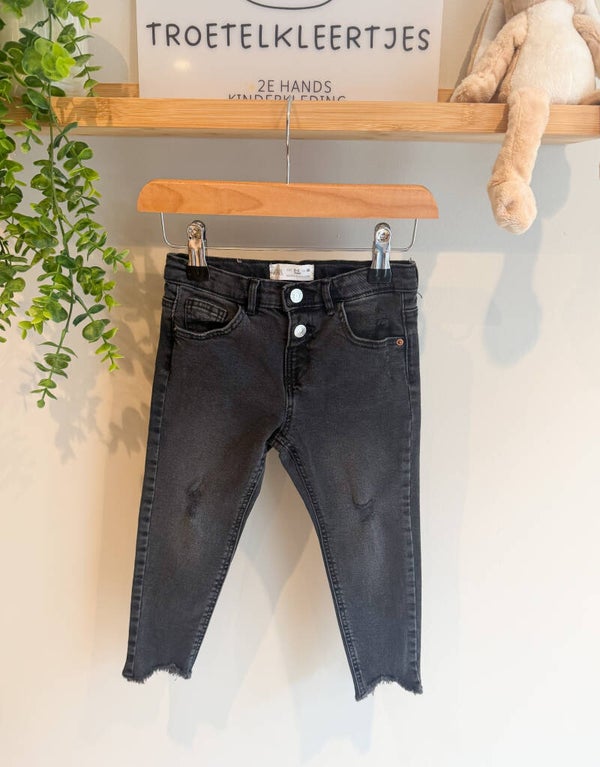 Zara Jeans Maat 98