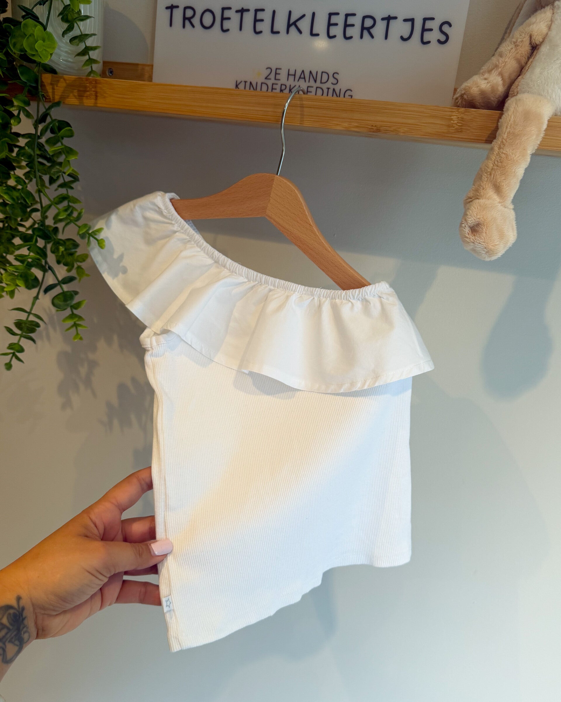 Offshoulder Truitje Maat 104