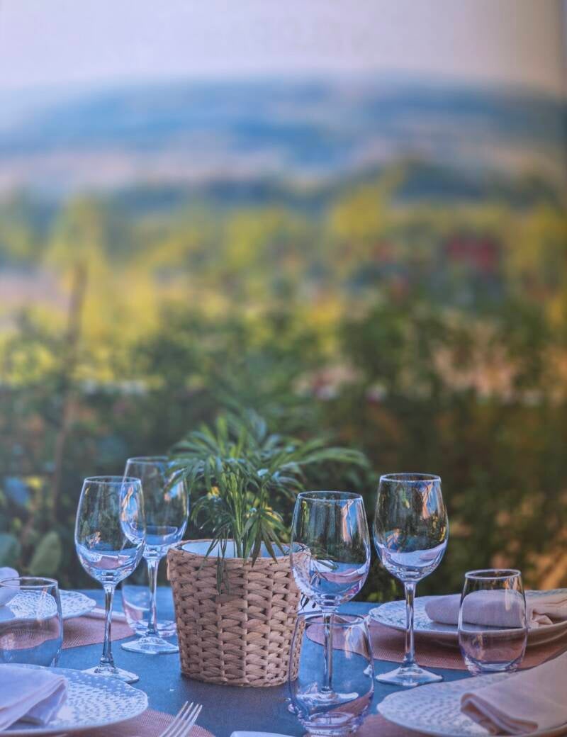 sfeerfoto van diner met mooi zicht