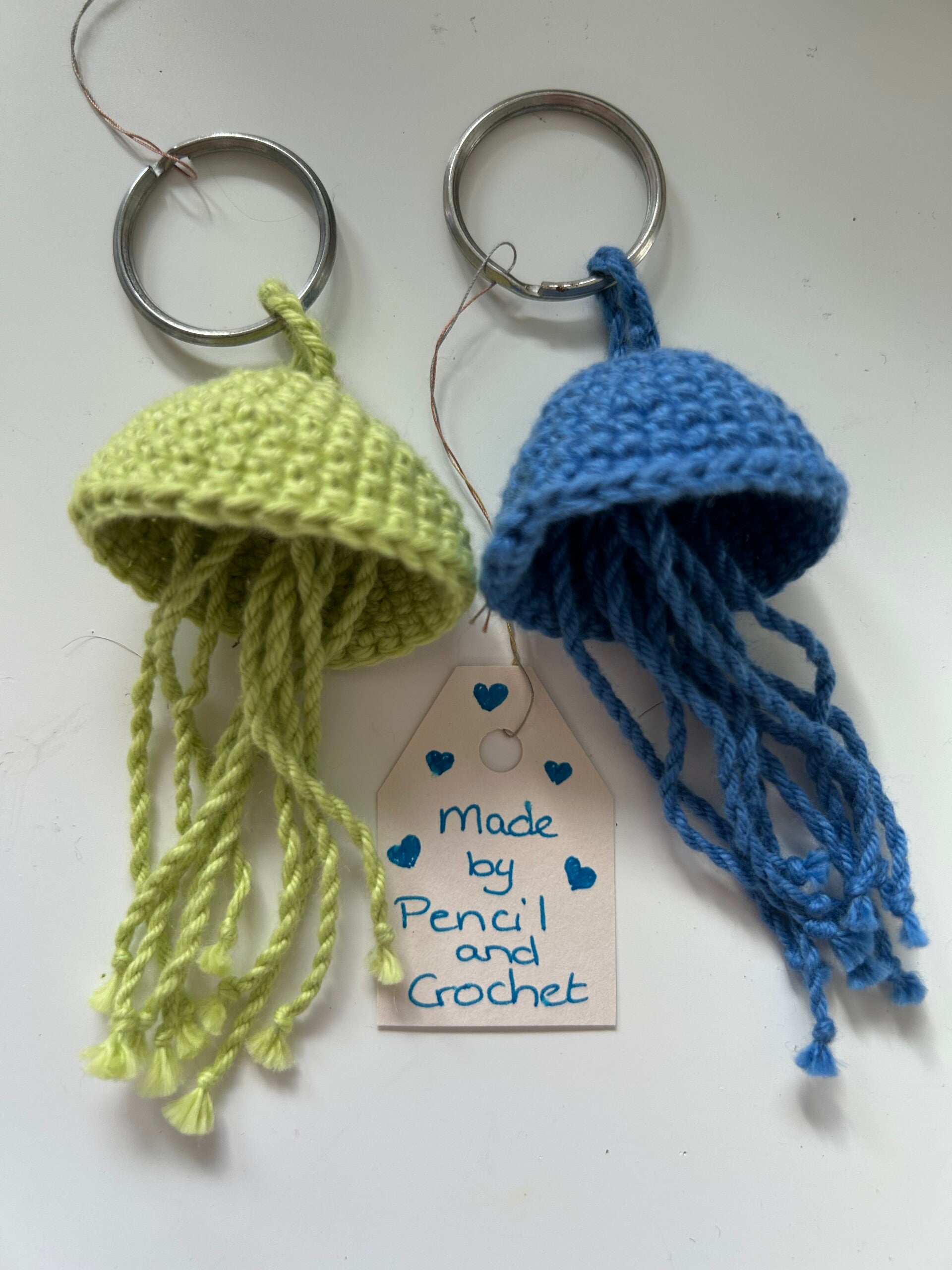 Gehaakte kwal sleutelhanger / bag charm