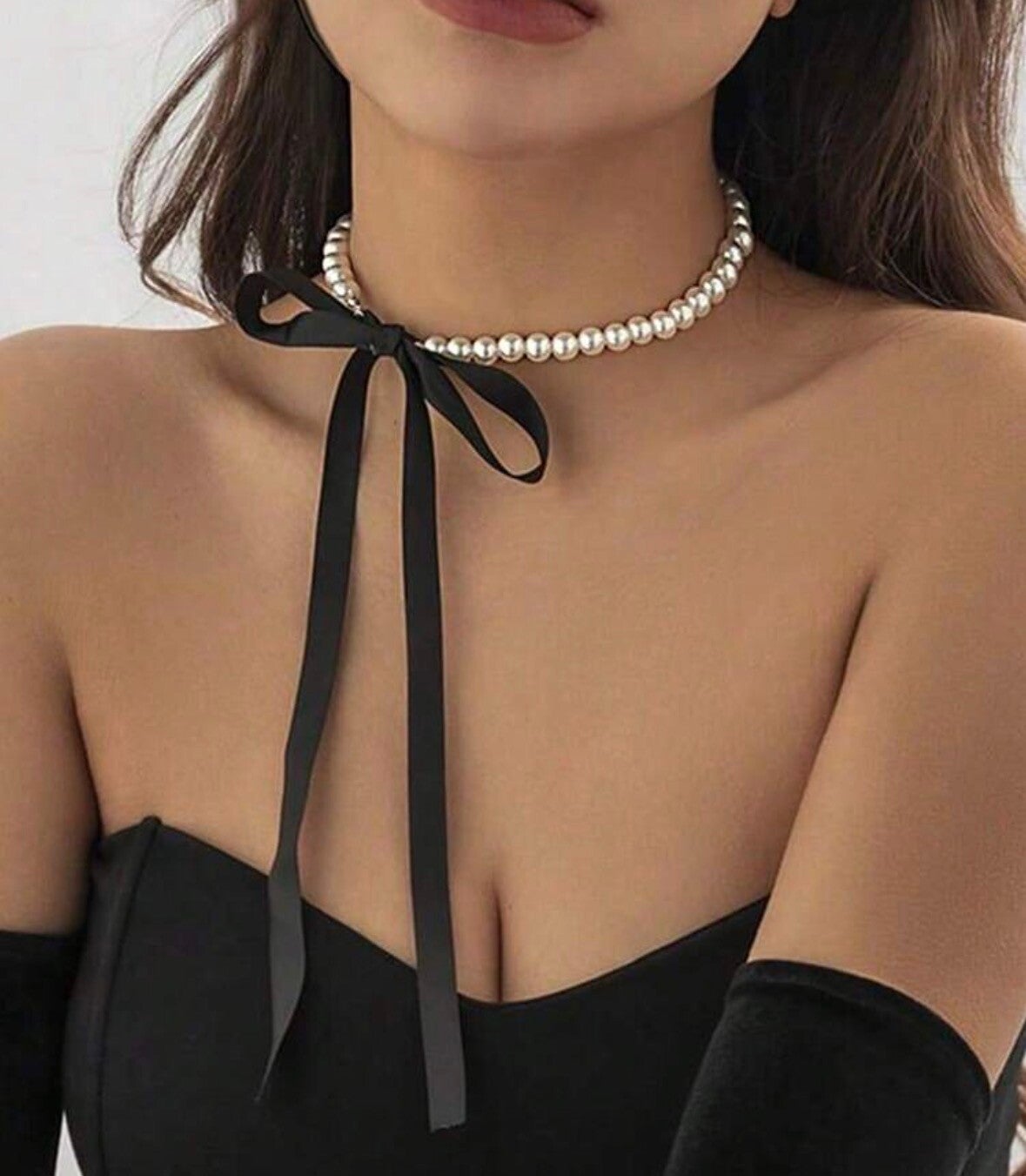 Pearl choker