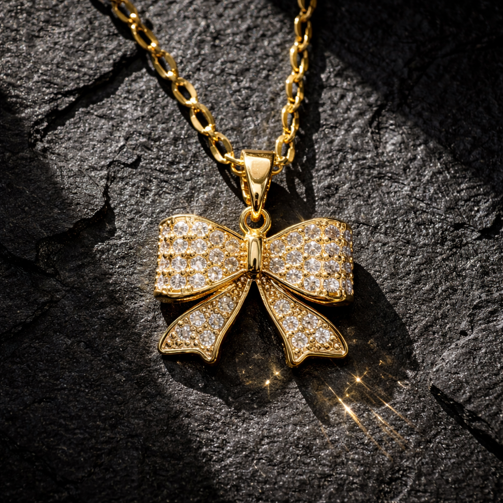 Bow necklace