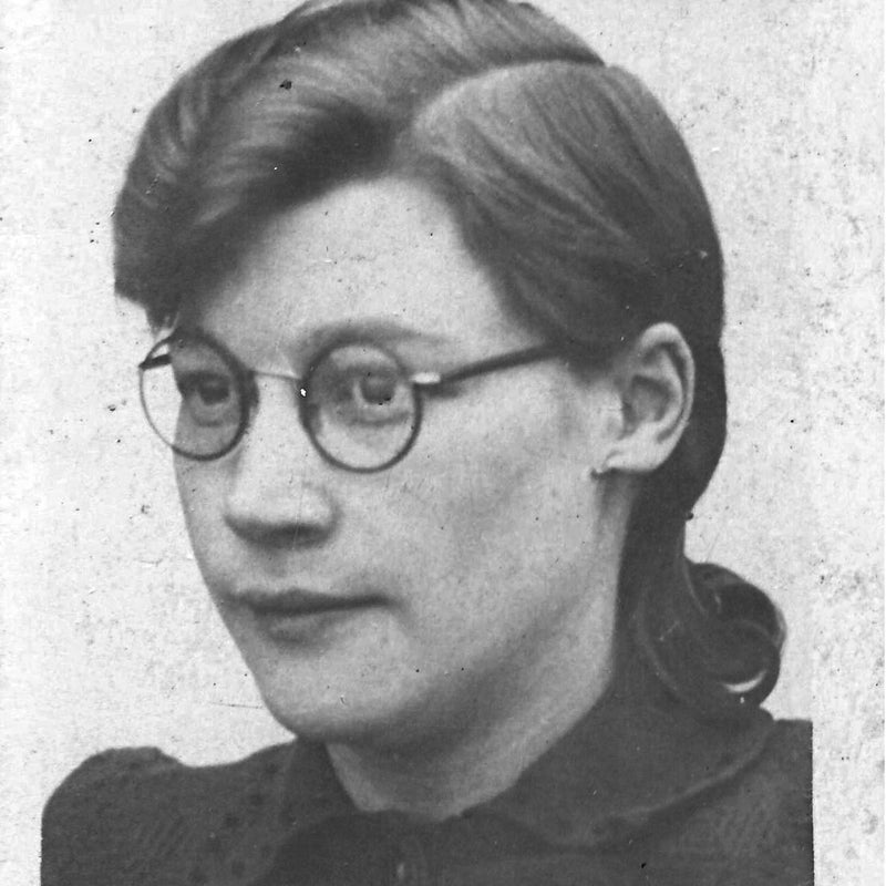 62. Tante Pietje van Veen.