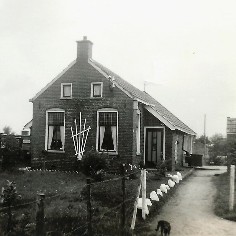 HuisjeWillemstad11voorjaar1963.jpg
