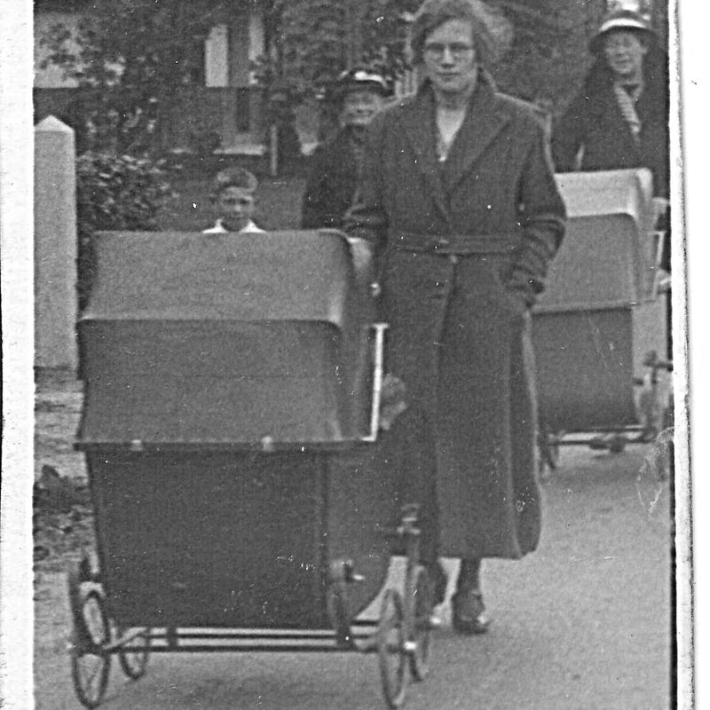 61. Tante Antje van Veen.