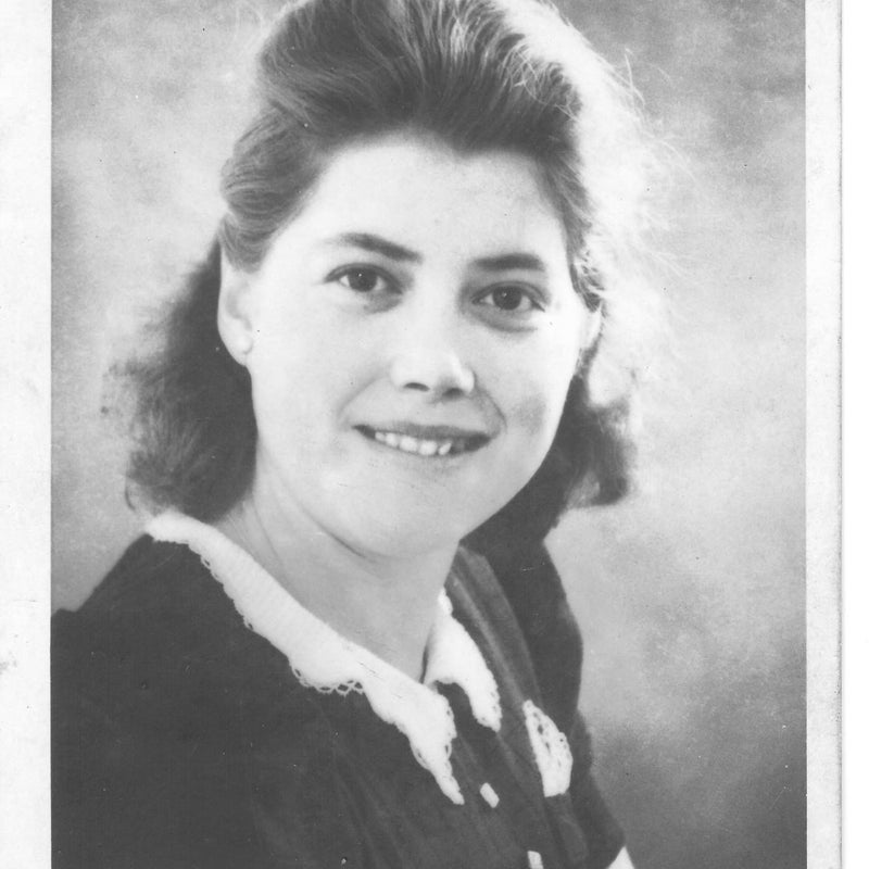 6. Oma Trienje Koehoren-van Veen.