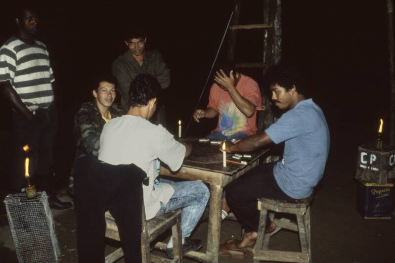 cocaine-farmers-army-kopie-standard.jpg