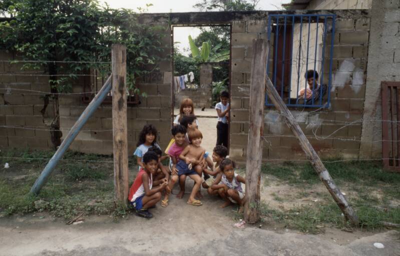 happiness-in-de-slums-kopie-standard.jpg