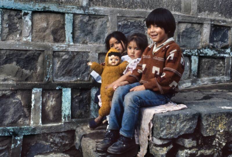 poor-kids-colombia-kopie-standard.jpg