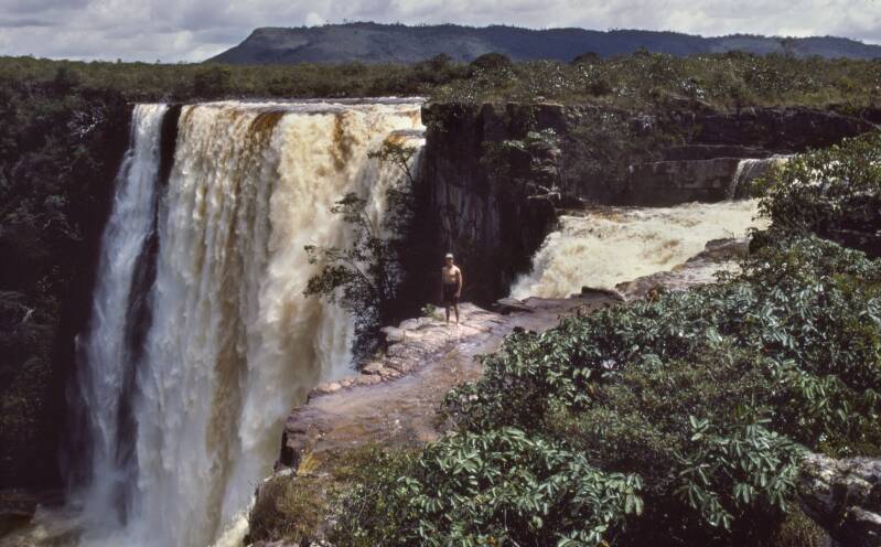 waterfall-bras-kopie-standard.jpg