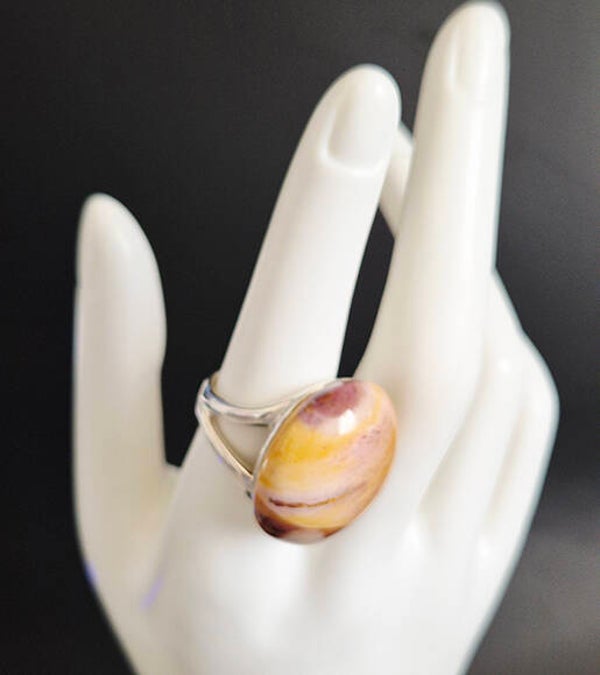 Agate Gemstone and 925 Sterling Silver Ring