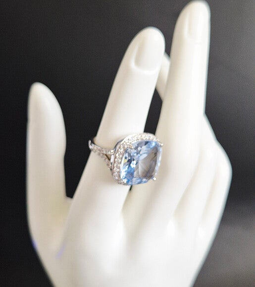 Aquamarine and sterling silver ring