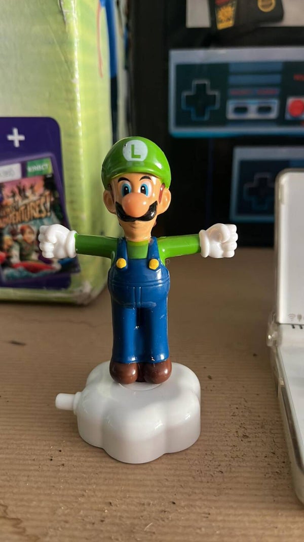 luigi nintendo mc dolnald's