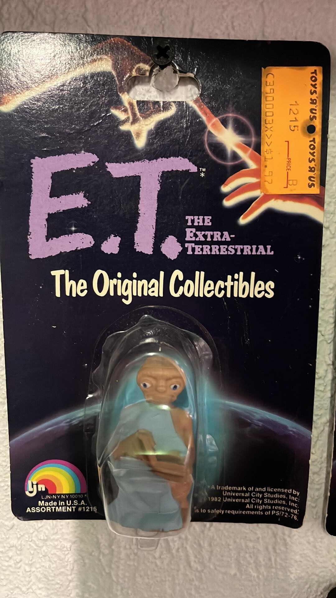 figurine ljN E.T de la serie 1 avec livre