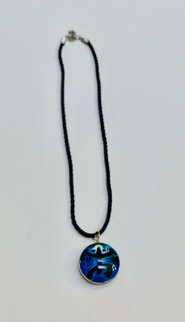 Coqui blue necklace