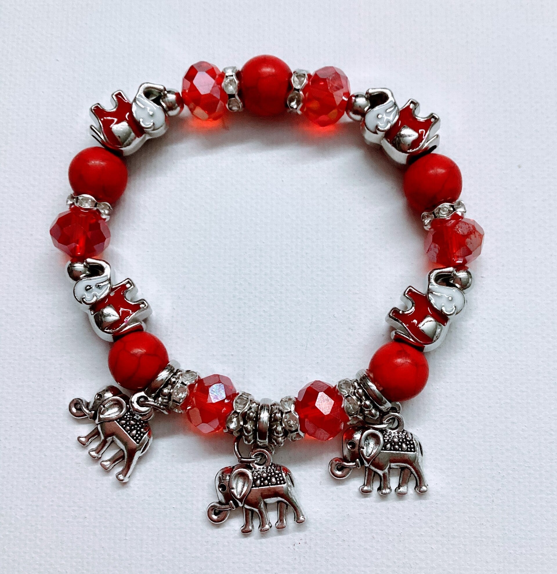 Elephant Red Bracelet wit charm