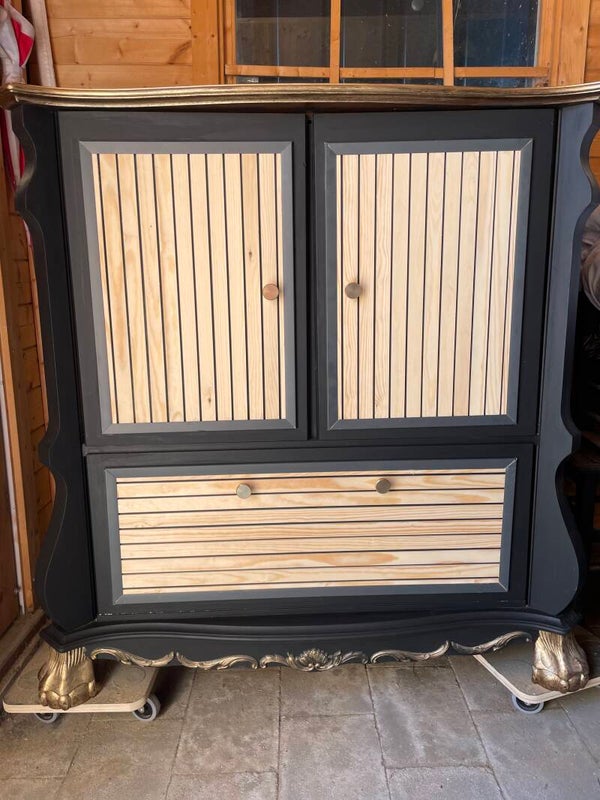 Stijlvolle klassiek moderne kast