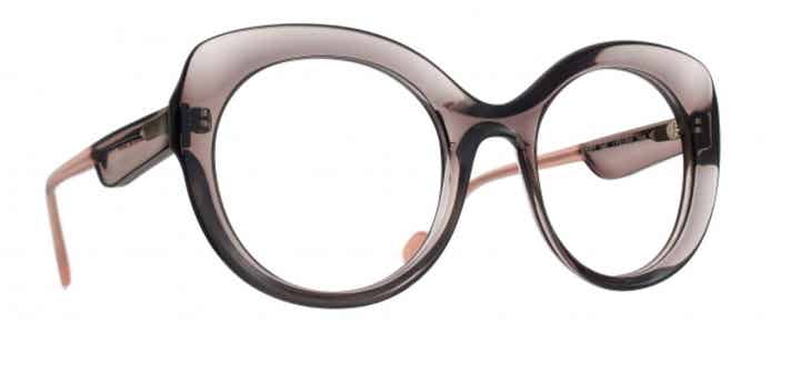 Caroline Abram Louise 298