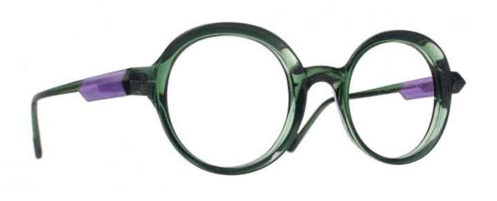 Caroline Abram Manon 318