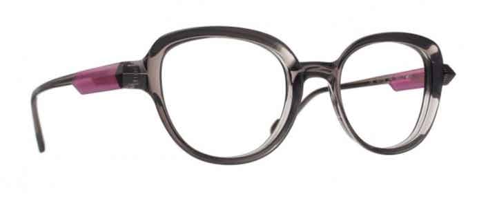 Caroline Abram Milly 320