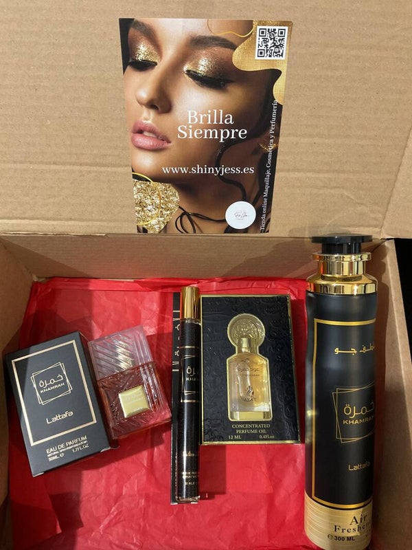 Set/Pack Regalo Khamrah mini Unisex by Lattafa 50 ml + Ambientador de regalo
