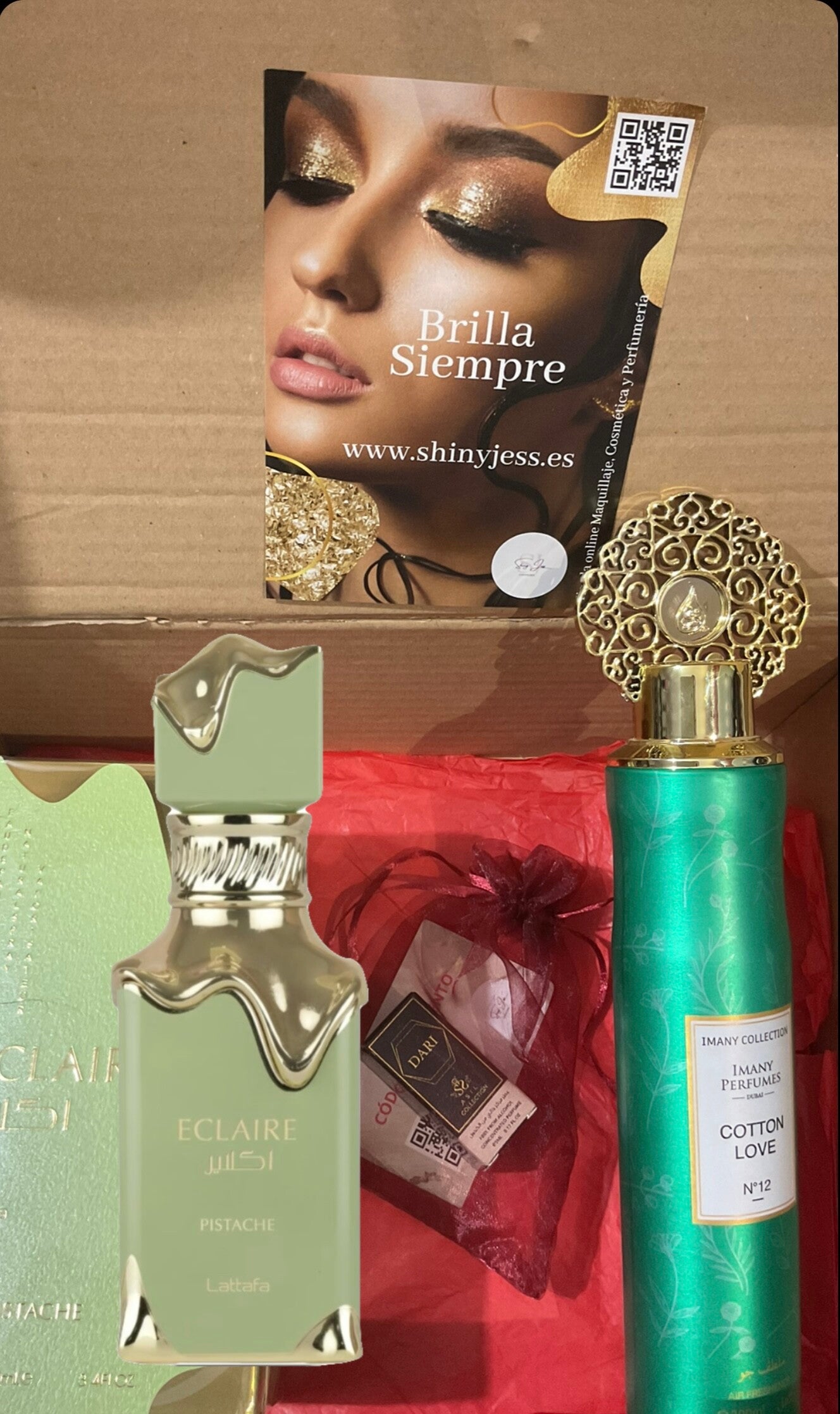 Set/Pack EDP Eclaire Pistacho by Lattafa 100 ml + Ambientador de regalo